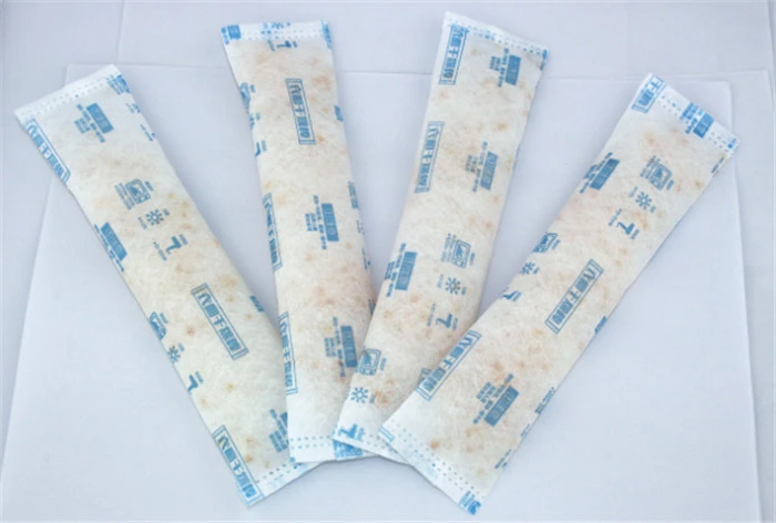 Kodukemikaalide kuivatuskott koos juriidiliste toodetega .jpg Household chemicals desiccant bag with legal products .jpg