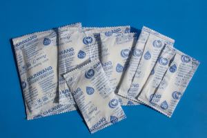 Super kvaliteediga 2G, 5 G, 10G, 25G kuiva Pack kuivatusaine rõivatööstuses